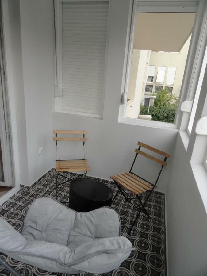 Ideal Location Split Apartments エクステリア 写真